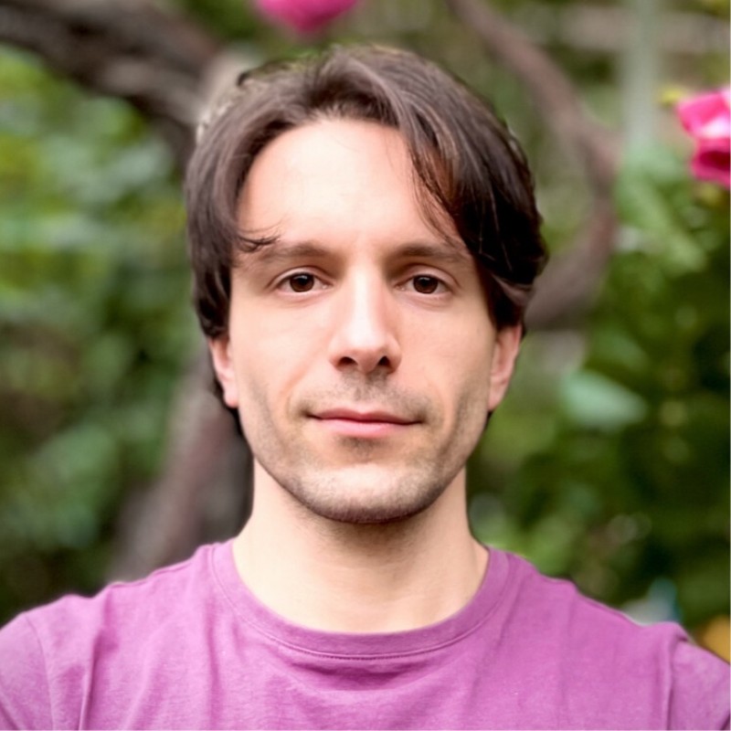 Artem Mirzabekian - Lead IOS Developer | Stackforce