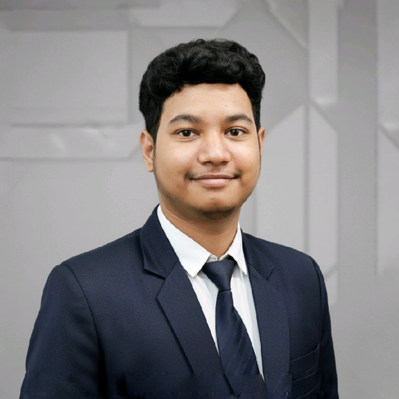 Aryan Paratakke - Software Engineer | Stackforce