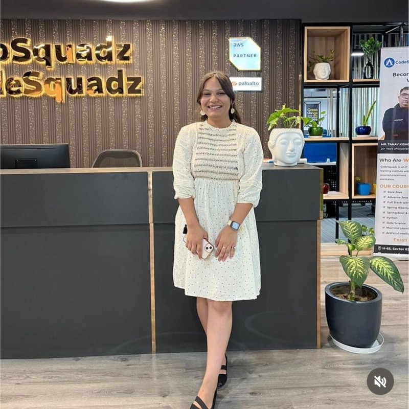 Ayushi Saxena - Recruiter | Stackforce