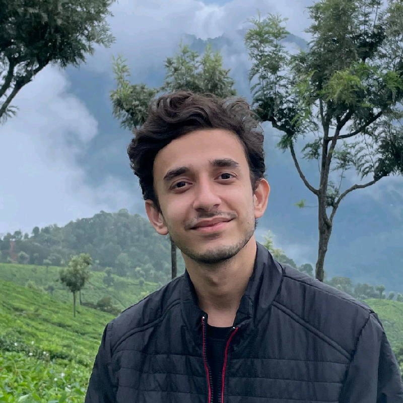 Ayush Yadav - Co-Founder | Stackforce