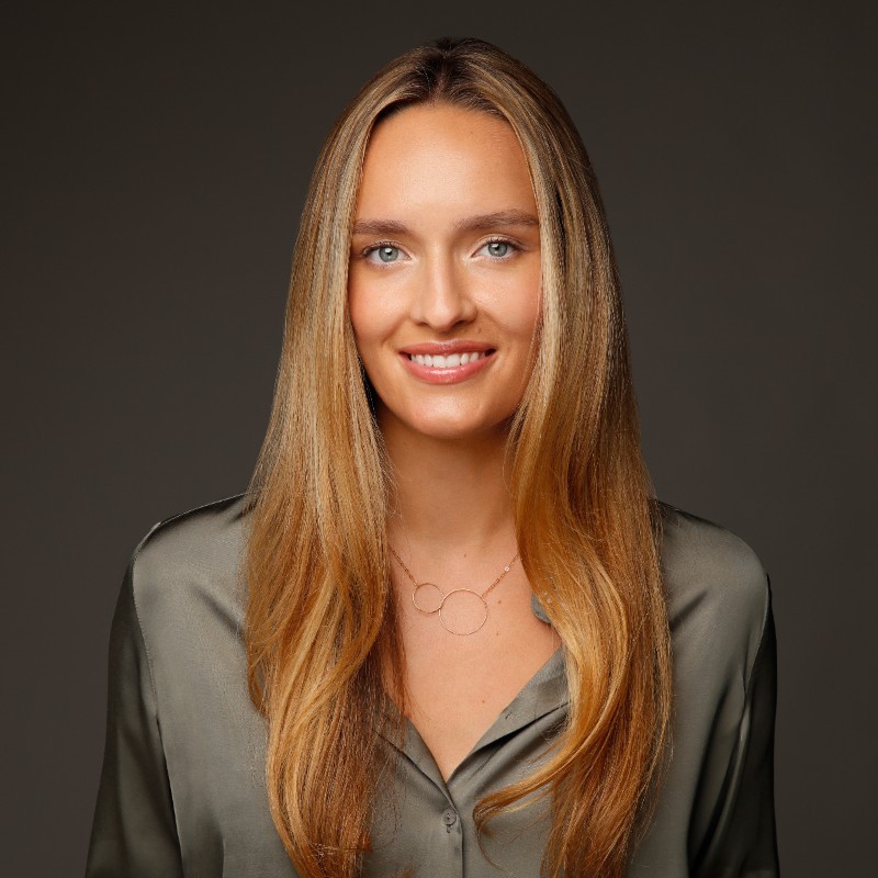 Charlotte Laborde - Associate Partner | Stackforce