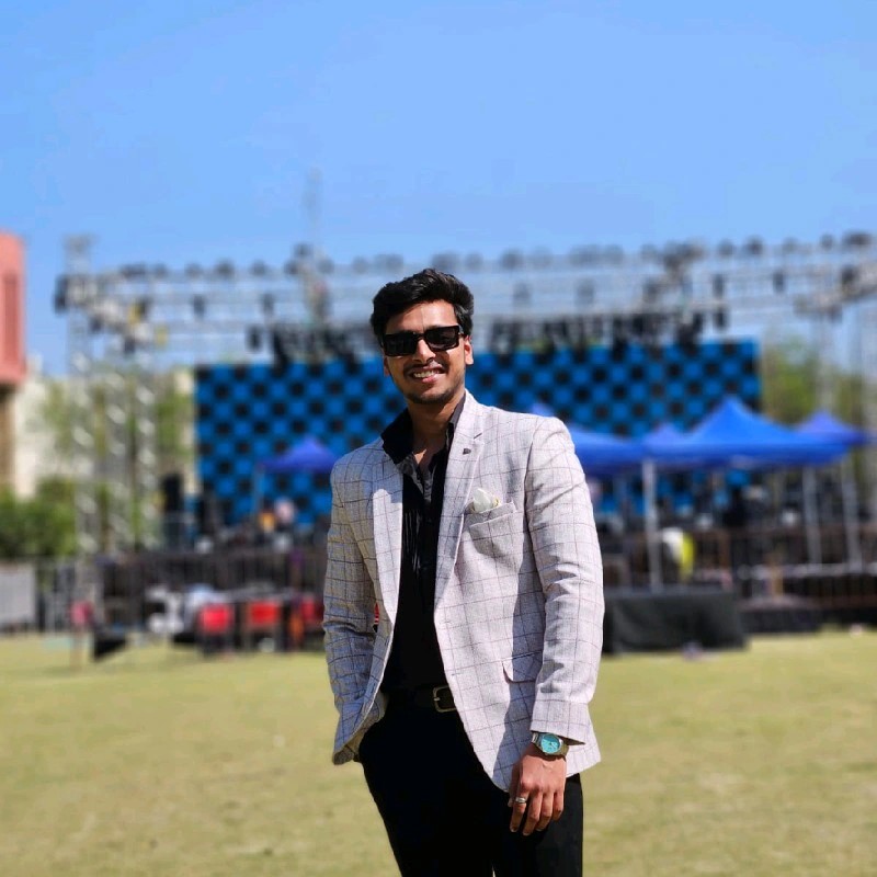 Deepesh Chourasia - Software Engineer | Stackforce