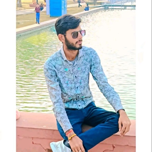 Divyanshu Tiwari - Software Engineer | Stackforce
