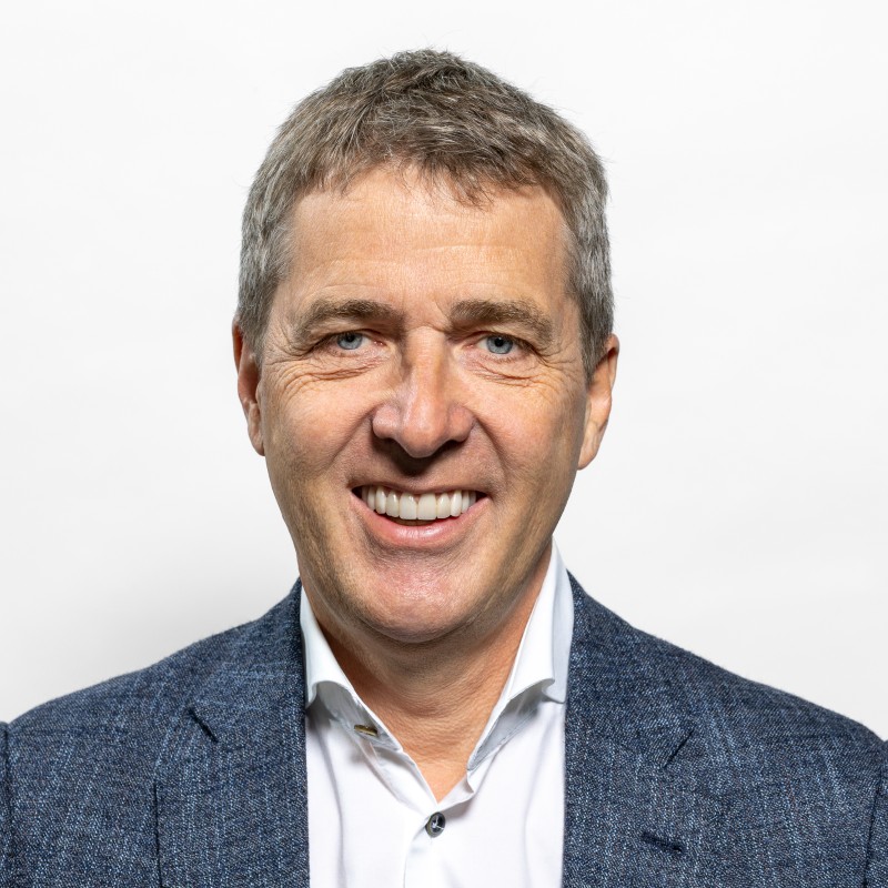 Dirk-Peter van Leeuwen - CEO | Stackforce