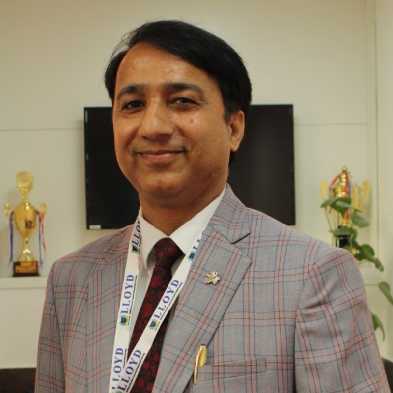 Dr. Ripudaman Gaur - CEO | Stackforce