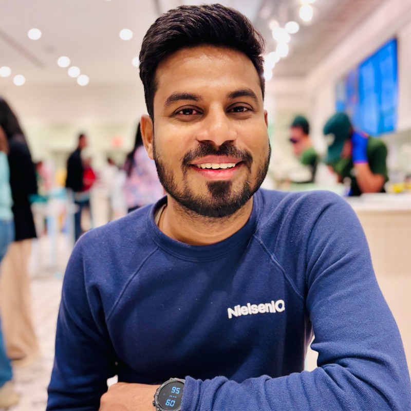 Elanchezhiyan KG - Operations Associate | Stackforce