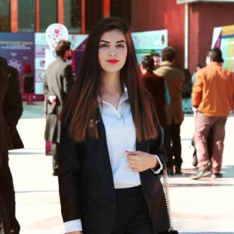 Izna Khan - Operations Associate | Stackforce