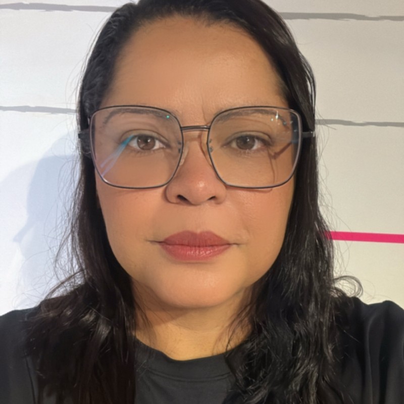Kelly Cruz - Product Manager | Stackforce