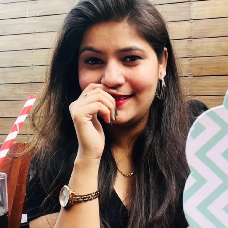 Komal Tiwari - Operations Associate | Stackforce
