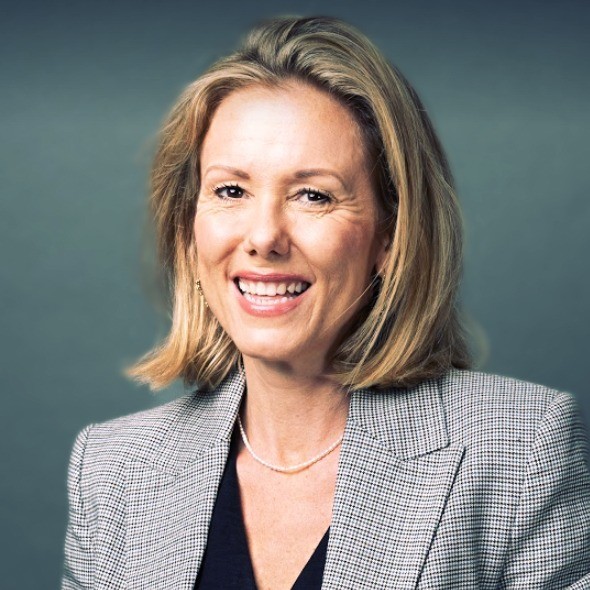 Lizzie Chapman 🇮🇳 - Co-Founder | Stackforce