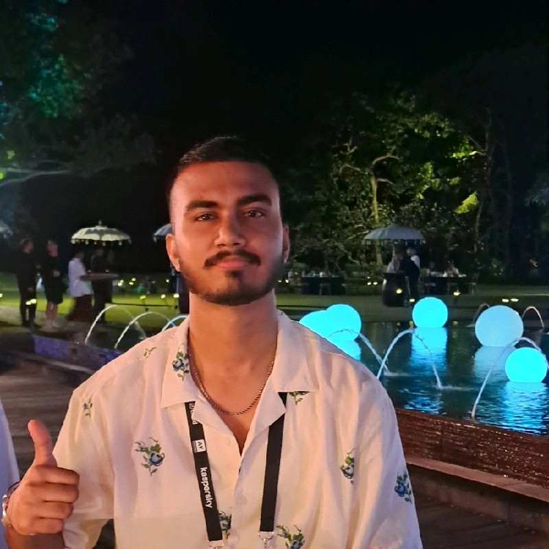 Suraj Malhotra - Co-Founder | Stackforce