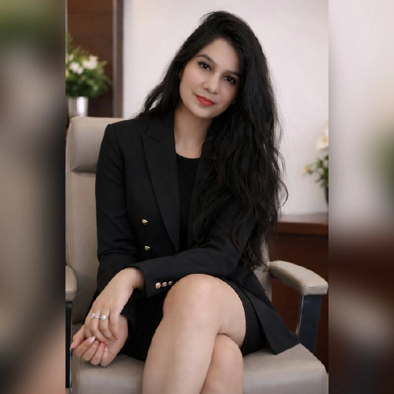 Naveena Pal - HR Associate | Stackforce