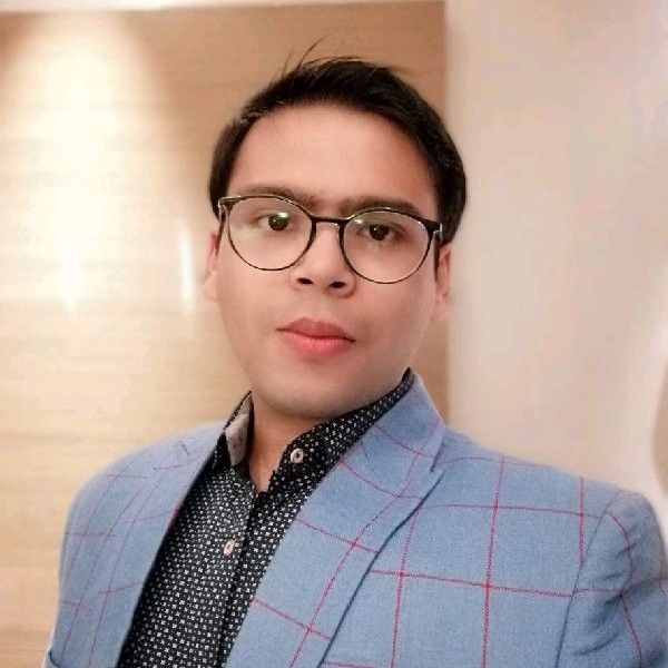 Raunak Singhania - Operations Associate | Stackforce