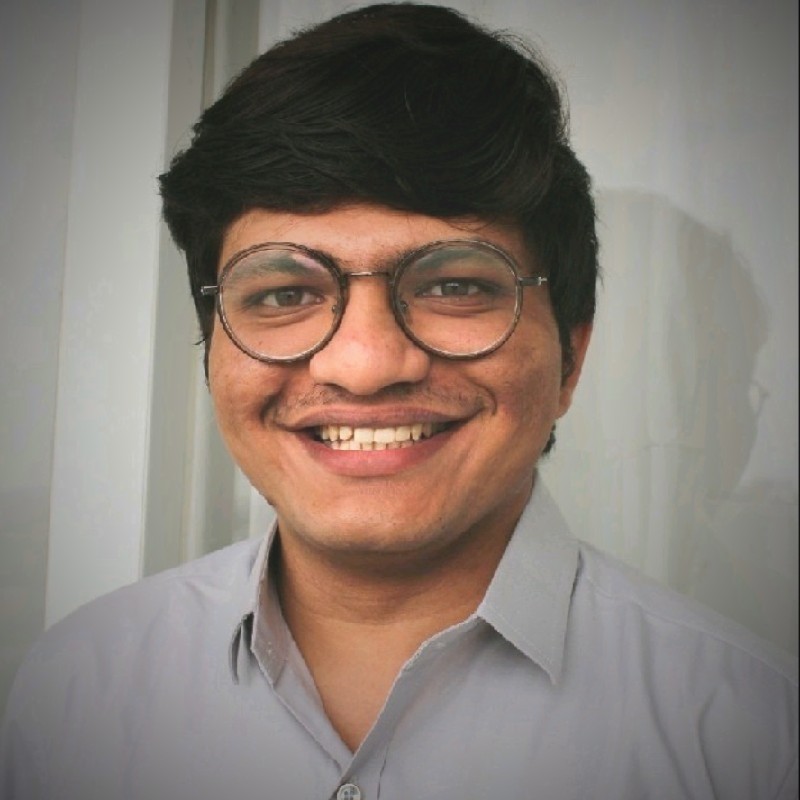 Vrajesh Rojivadiya - Software Engineer | Stackforce