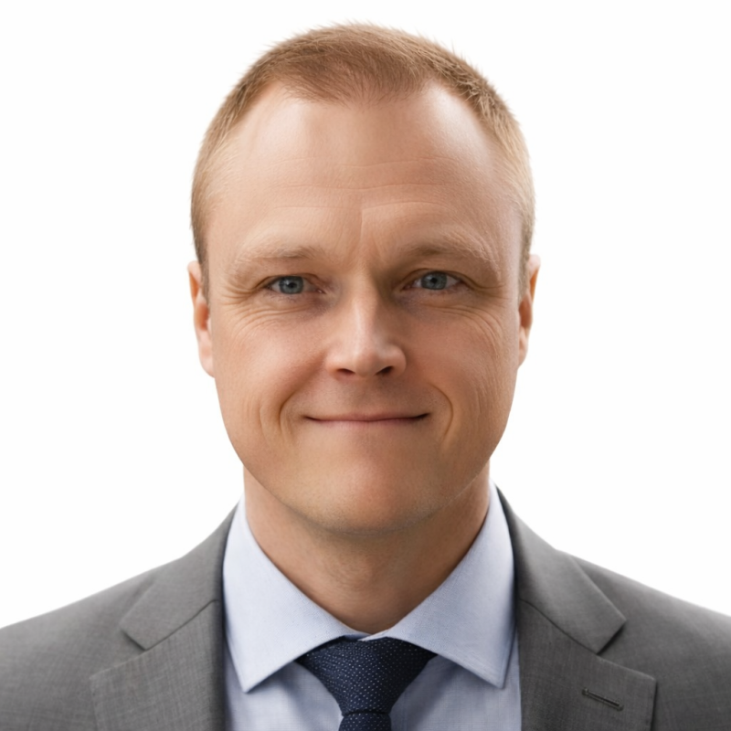 Ronald Hill - Operations Associate | Stackforce