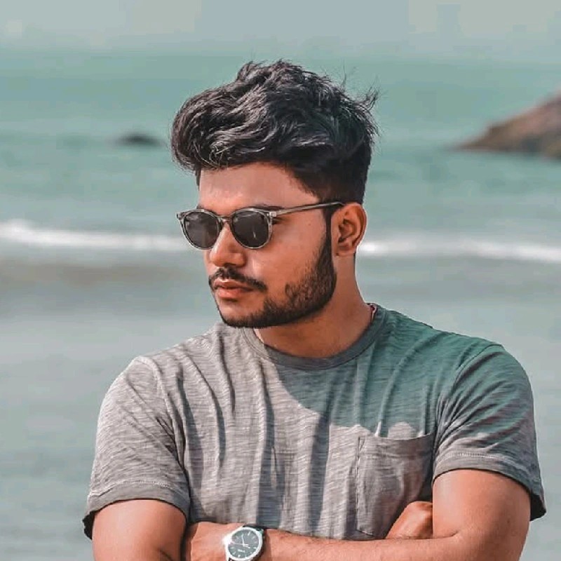 Ayush Singh 🐍 ⚛ - Product Manager | Stackforce