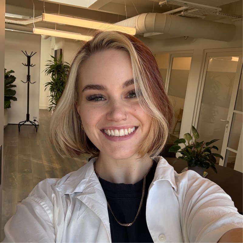 Laura Jennifer Reeves Lauren Reeves - Business Development Executive | Stackforce