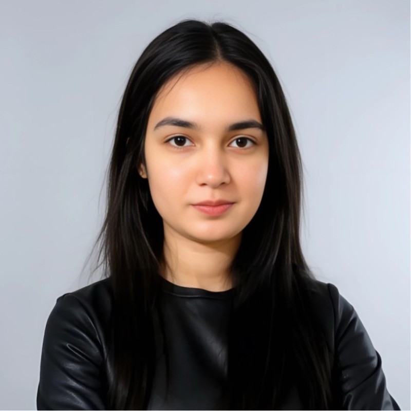 Pari Tomar - Operations Associate | Stackforce