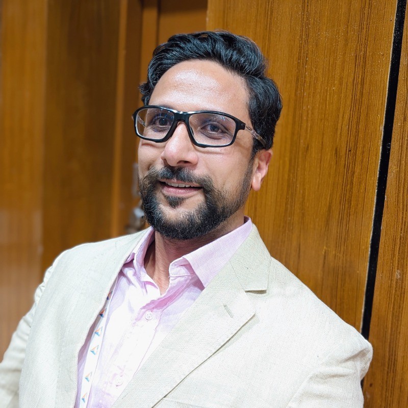 Vivek Sharma - Co-Founder | Stackforce