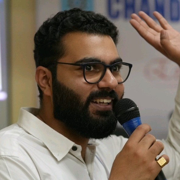 Vinayak Kalra - Co-Founder | Stackforce