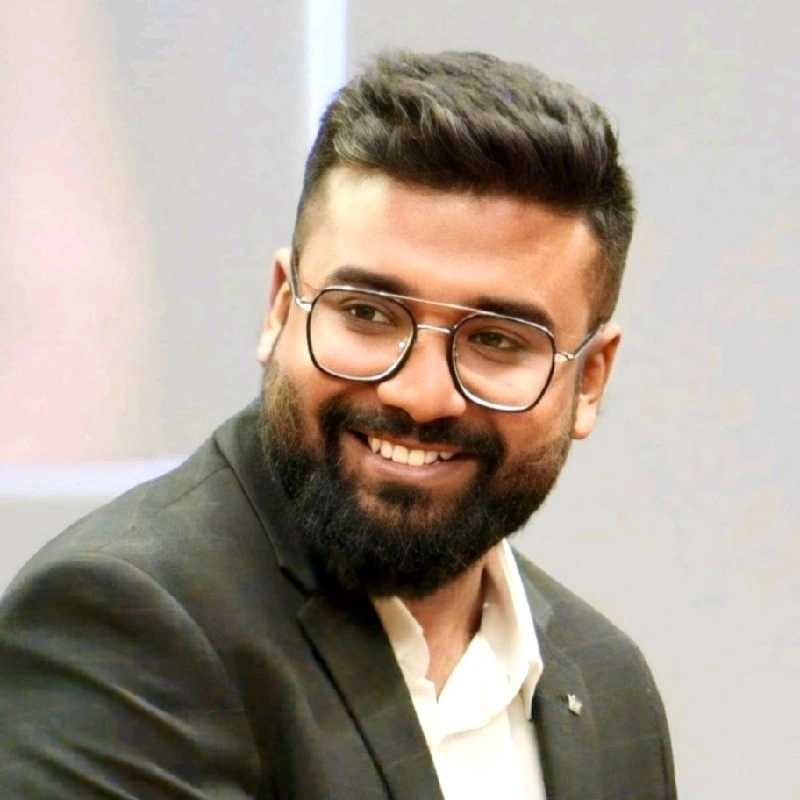 Yogesh Agarwal 🇮🇳 - Founder | Stackforce