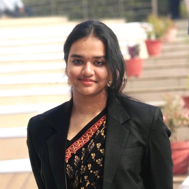 Zoya Siddiqui - Digital Marketing Specialist | Stackforce